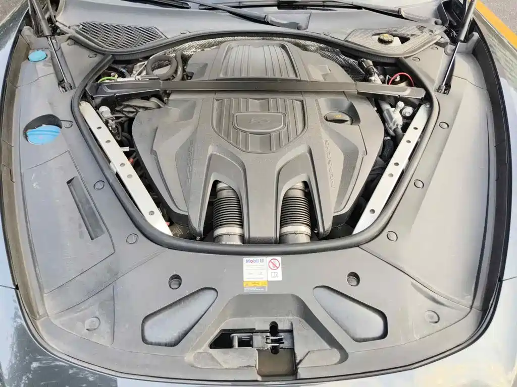 Porsche Panamera, миниатюра 3