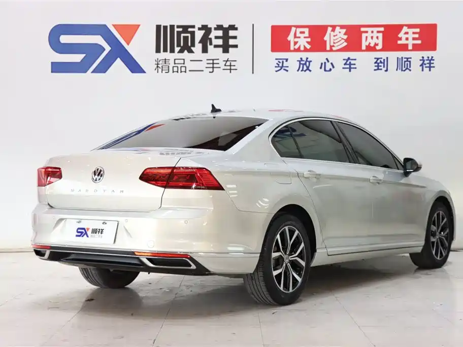 Volkswagen Magotan 2020 280TSI DSG Leading фото 5