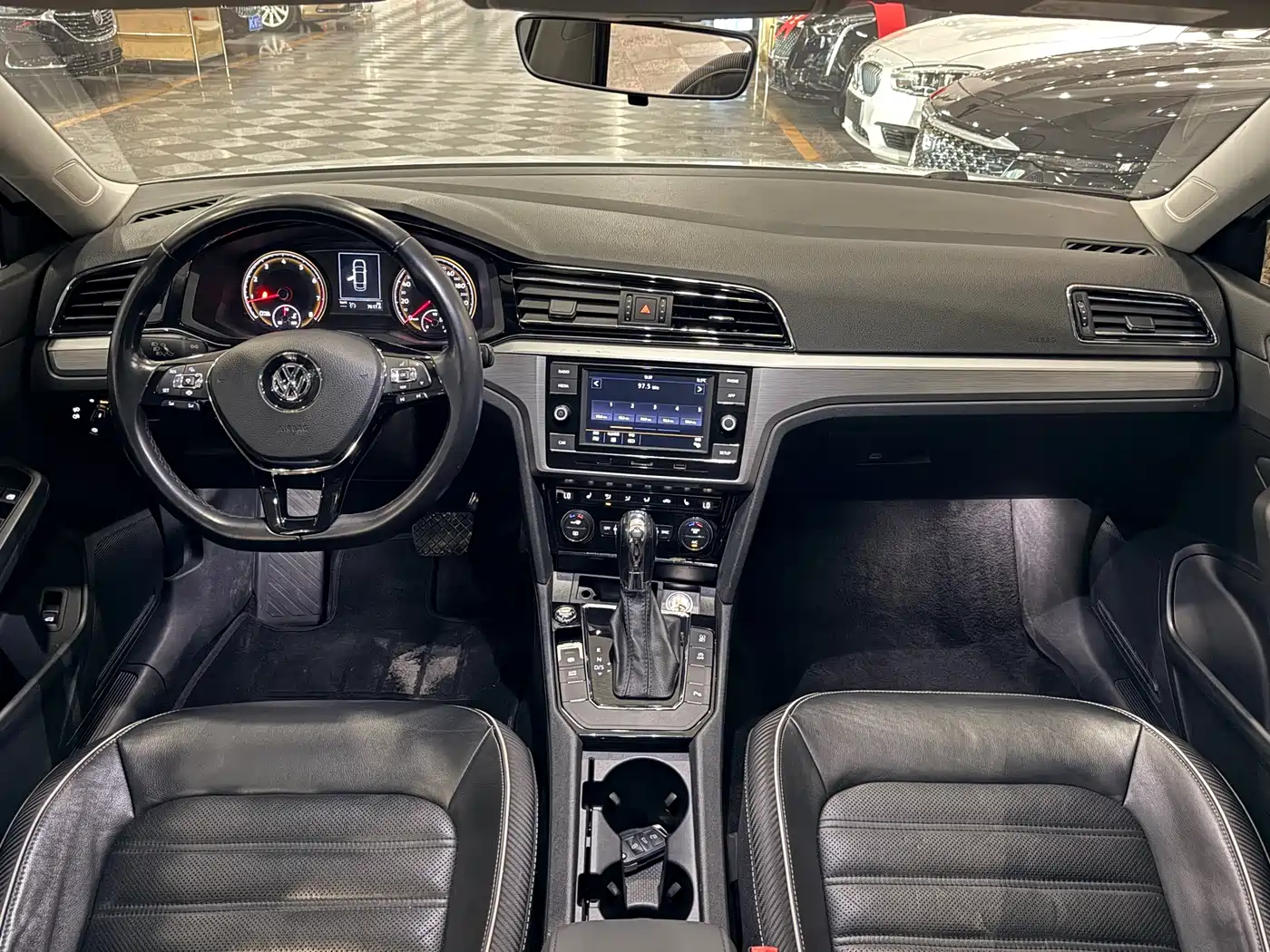 Volkswagen Lamando 2019 280TSI DSG Comfort Edition China V фото 8