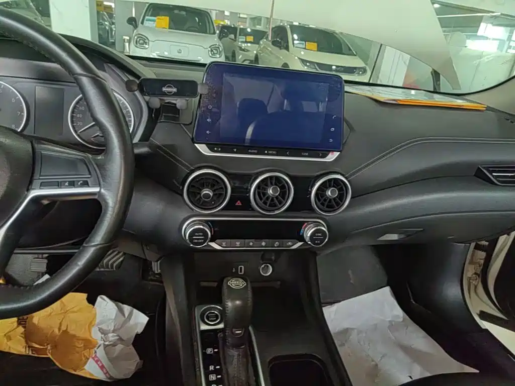 Nissan SYLPHY, миниатюра 13
