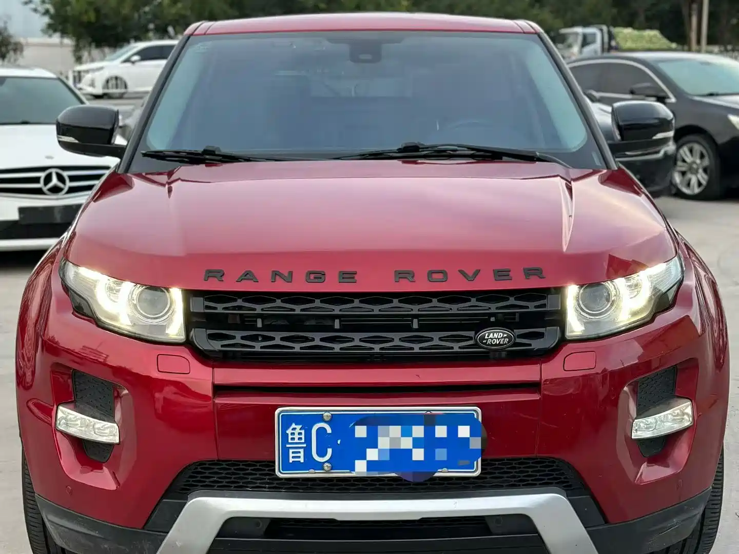 Photo 2 - Land Rover Range Rover Evoque (Import)