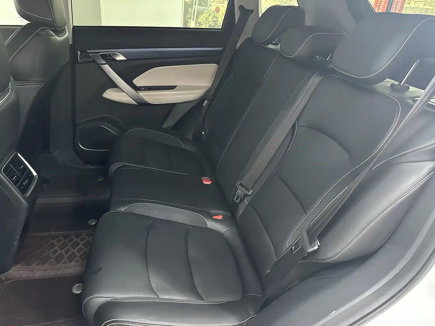 GEELY AUTOMOBILE BOYUE