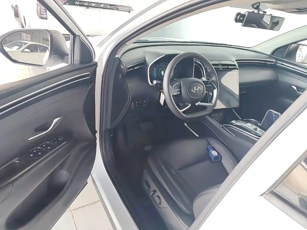 Фото 16 - Hyundai Tucson