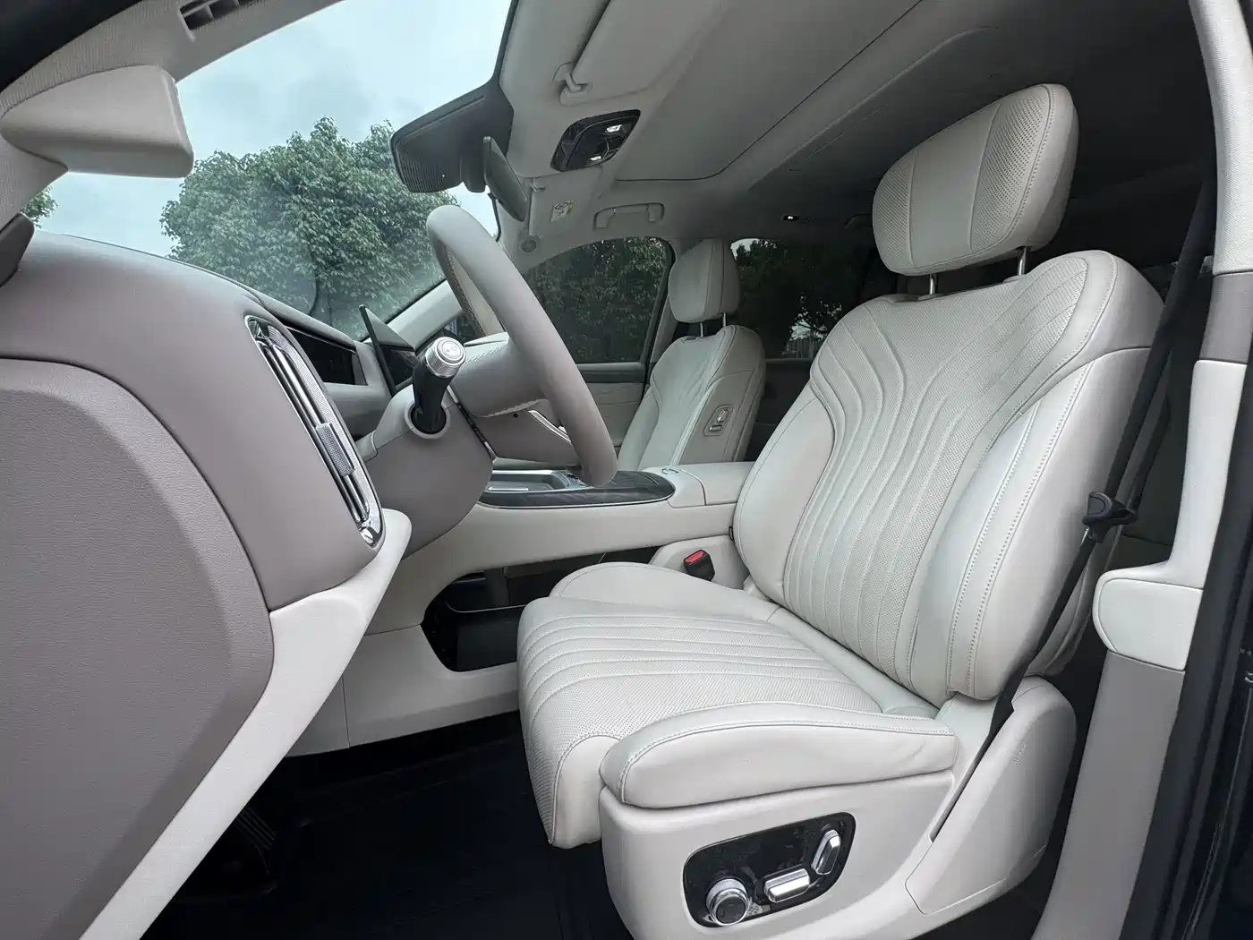 Geely Galaxy Galaxy M9 2026 2025 Model 230km 2WD Explorer+ Edition