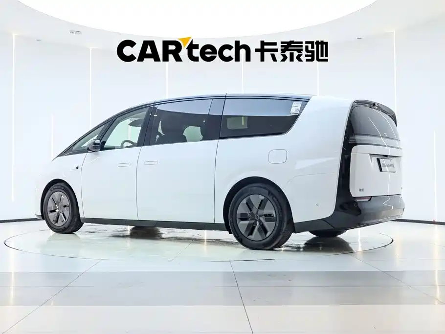 Li Auto MEGA 2025 2025 Ultra Smart Renewal Edition