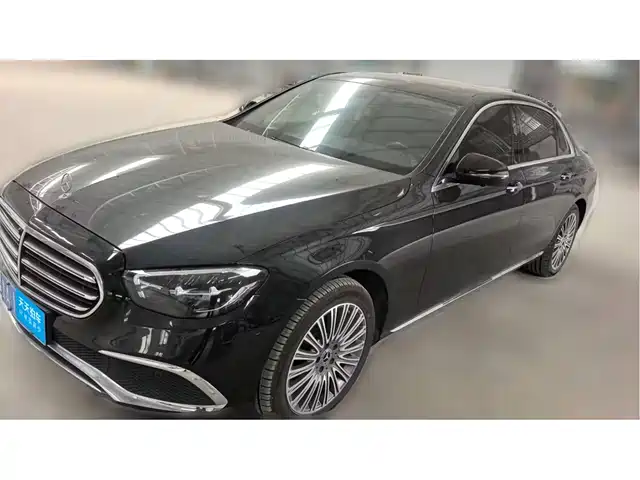  Mercedes-Benz Mercedes-Benz E-Class 2022 Facelift III E 300 L Luxury