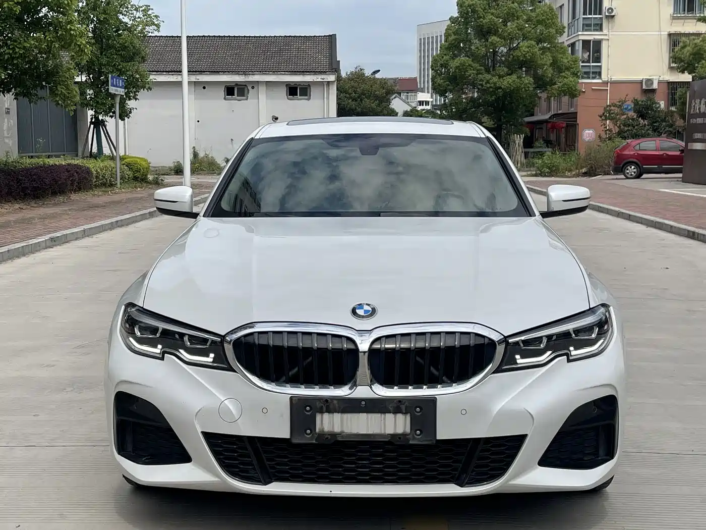 BMW 3-SERIES
