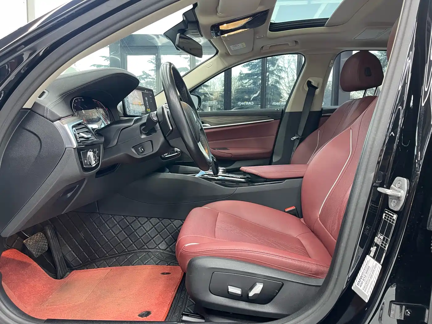 BMW 5 Series 2022 530Li Leading Luxury Package фото 16