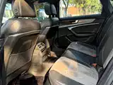 Фото 6 - Audi A6L
