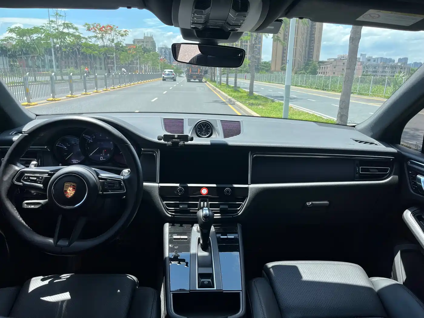 Porsche Macan 2023 Macan 2.0T фото 11