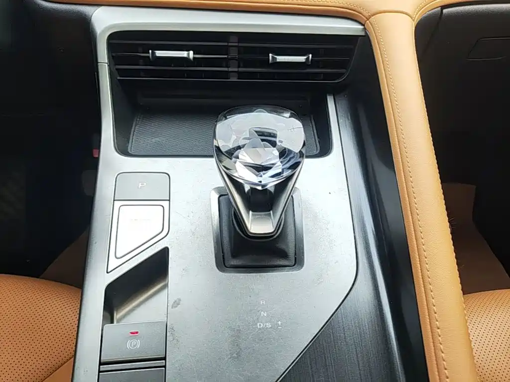 Roewe RX5 2022 2023 1.5T Superior Edition