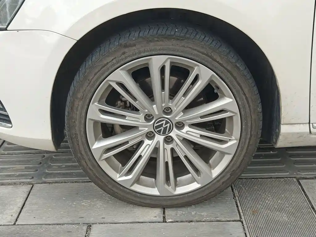Volkswagen Magotan (Import) 2015 2012 Wagon 2.0TSI Comfort