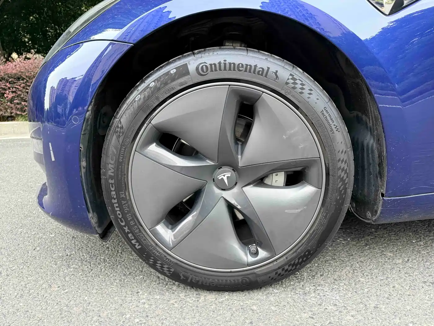 Tesla Model 3 (Import) 2019 2019 Long Range RWD Version