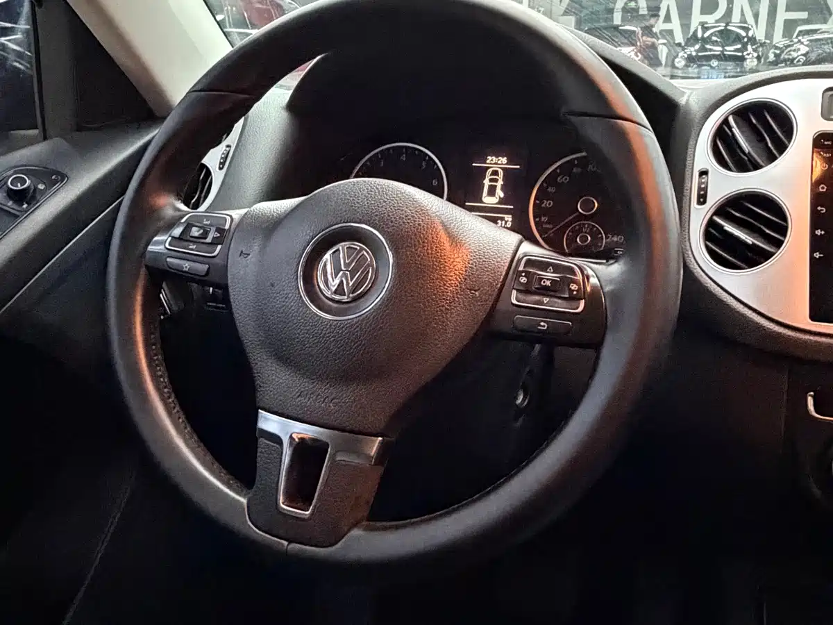 Фото 18 - Volkswagen Tiguan