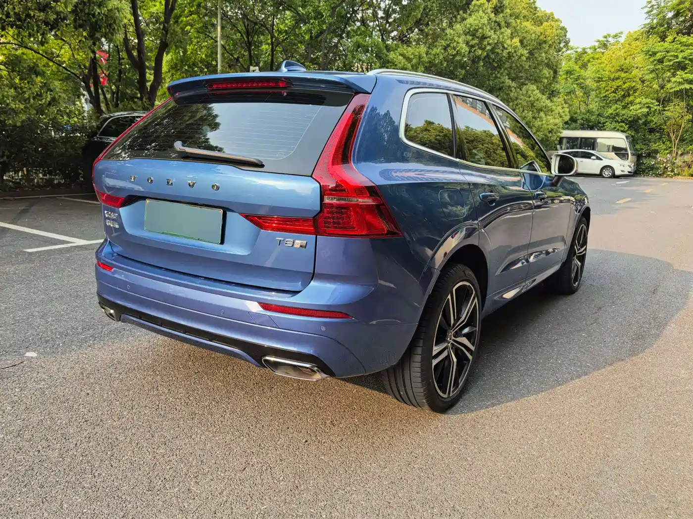 Volvo XC60 Plug-in Hybrid 2020 2019 T8 Twin Engine R-Design (China VI)