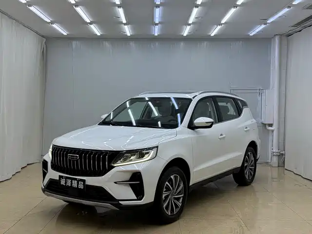 Geely Emgrand X6 2025