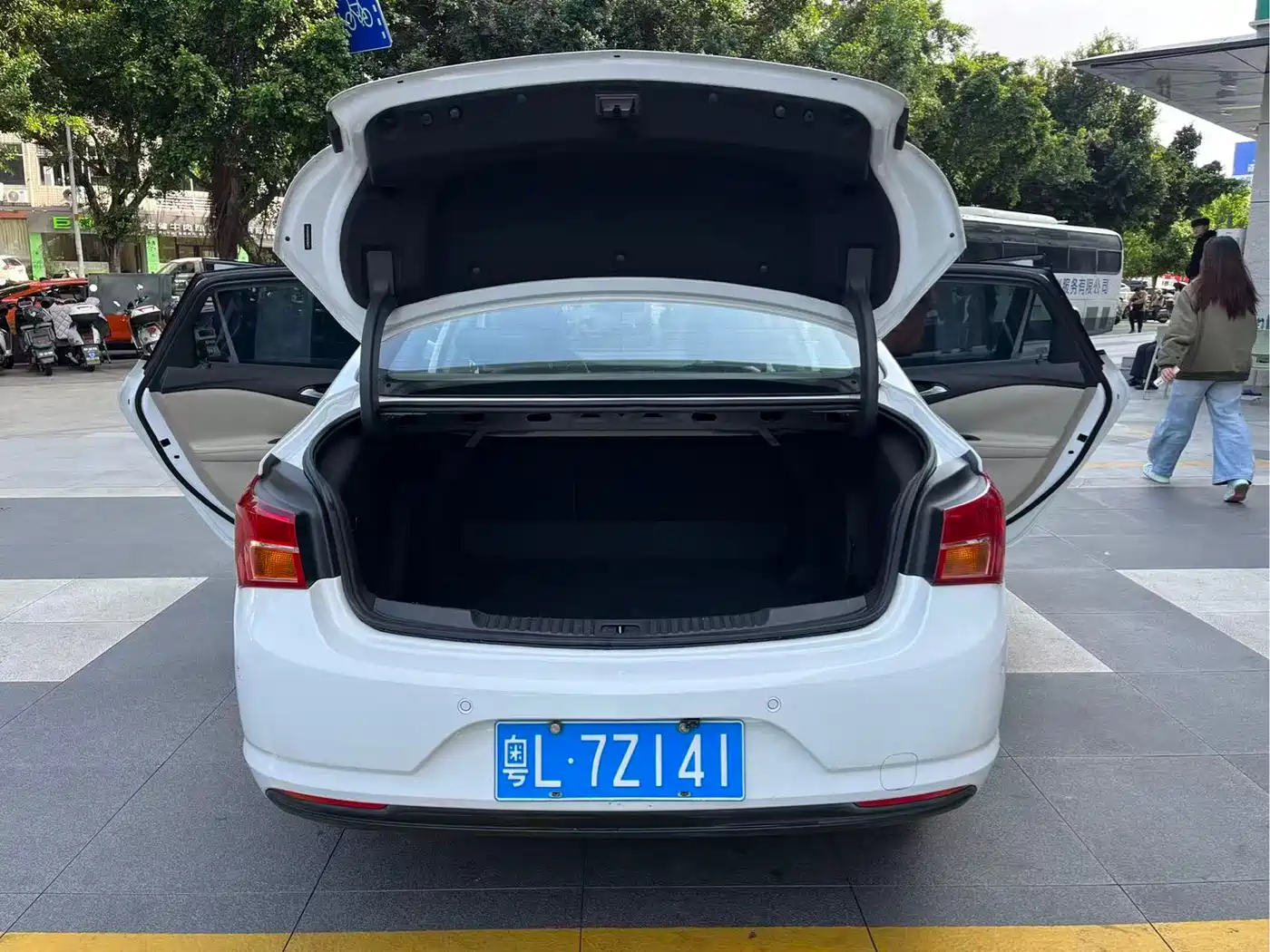Buick Verano 2015 Sedan 15S Automatic Leading фото 17