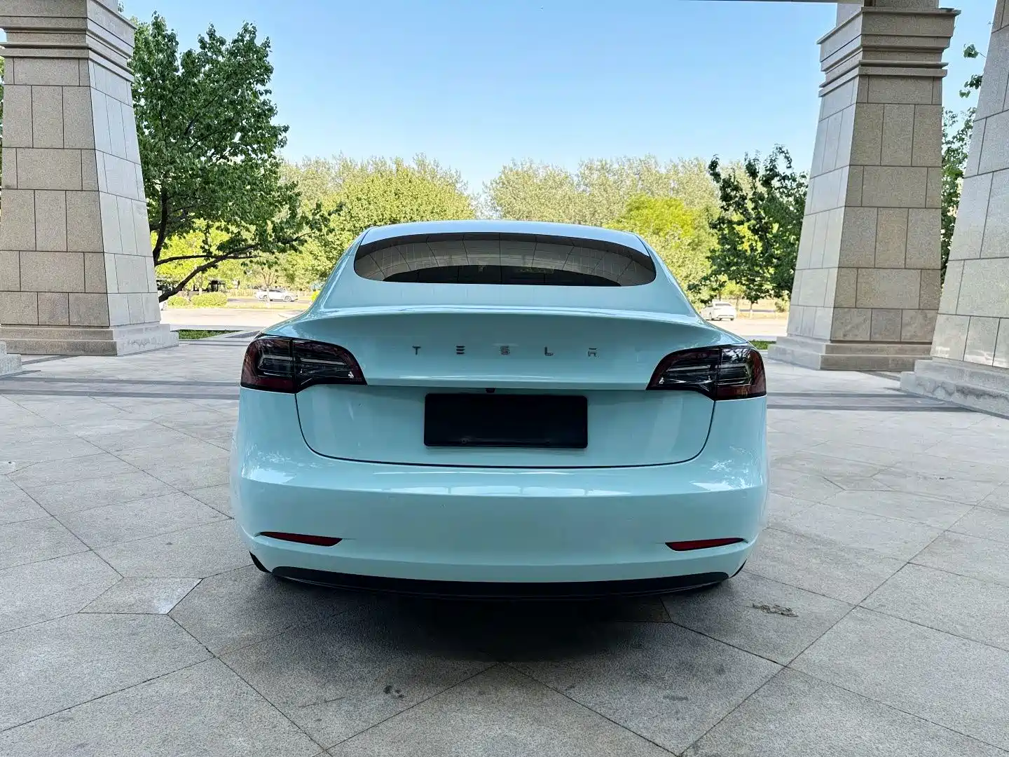 Фото 5 - Tesla Model 3