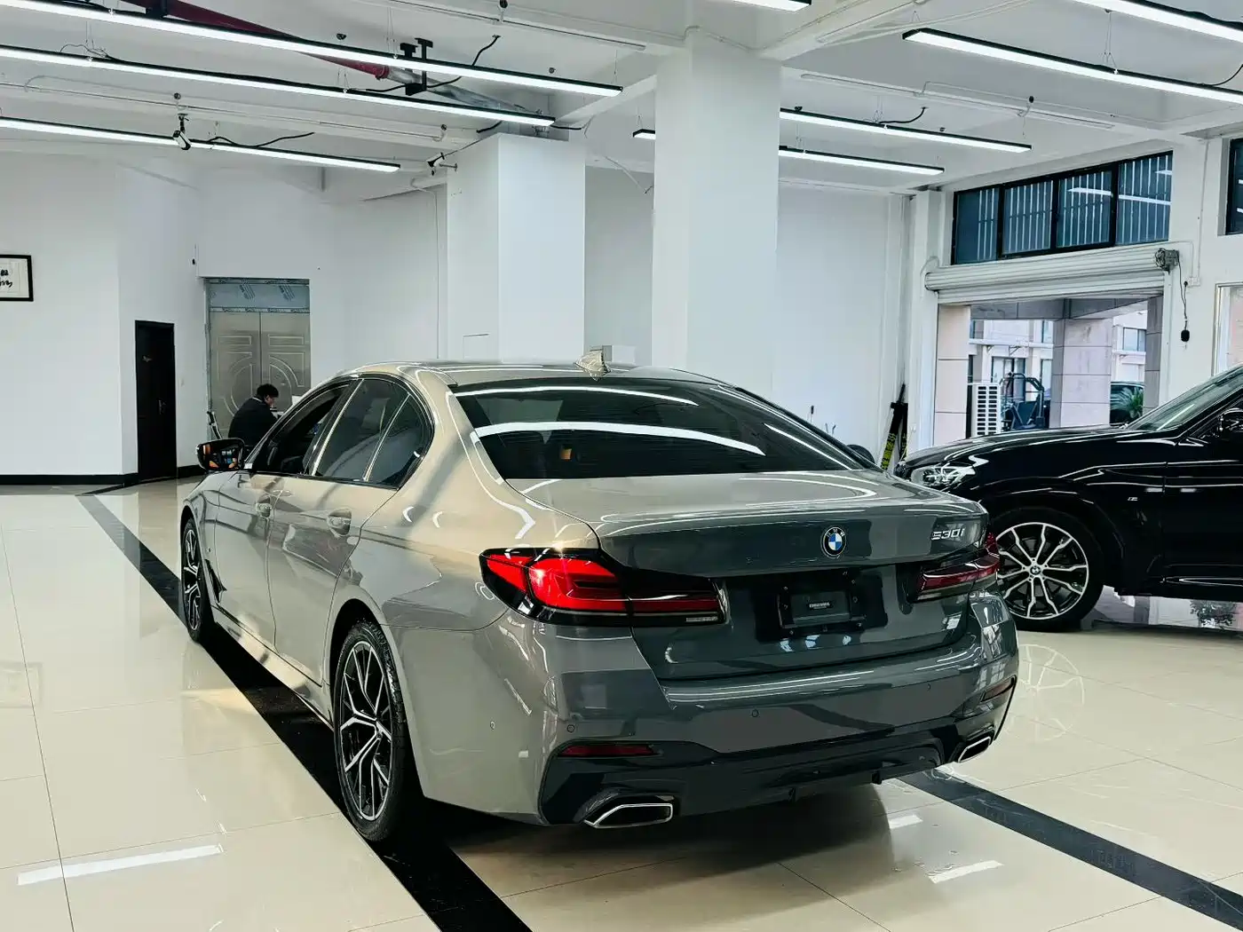 BMW 5 Series (Import) 2021 530i M Sport Package фото 9
