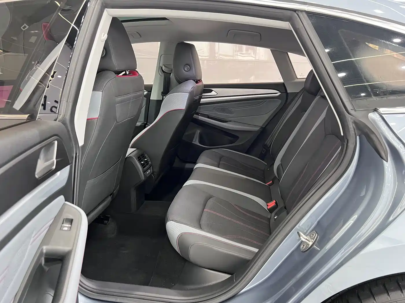 Volkswagen Lamando, миниатюра 13