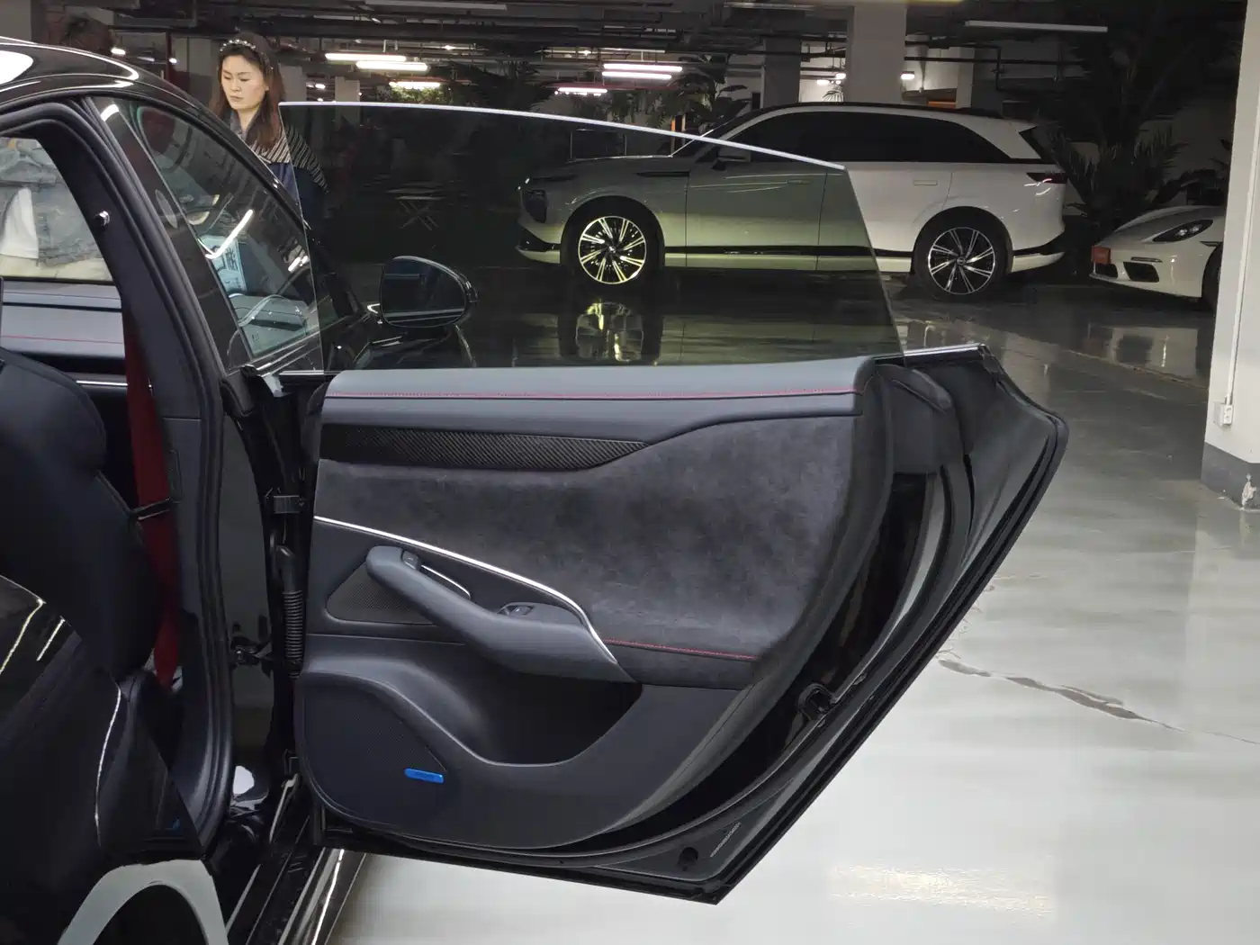 XIAOMI CAR XIAOMI SU7 ULTRA