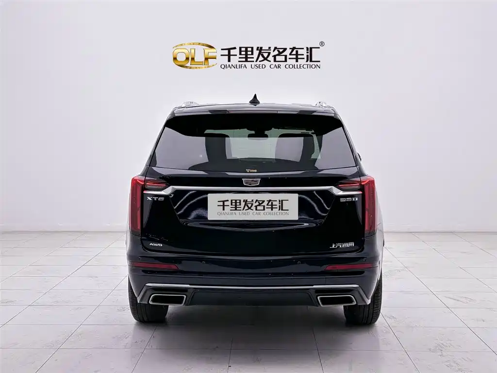 CADILLAC XT6