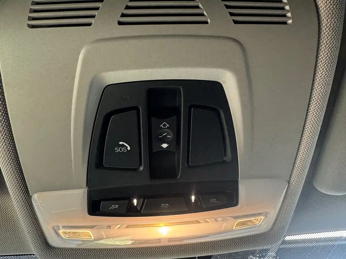 BMW X1 2022 sDrive20Li Fashion фото 17