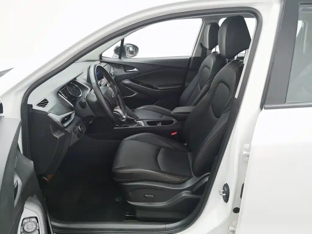 Chevrolet Volando 2019 2018 Redline 530T Auto Premium Edition (5+2 seater) China V