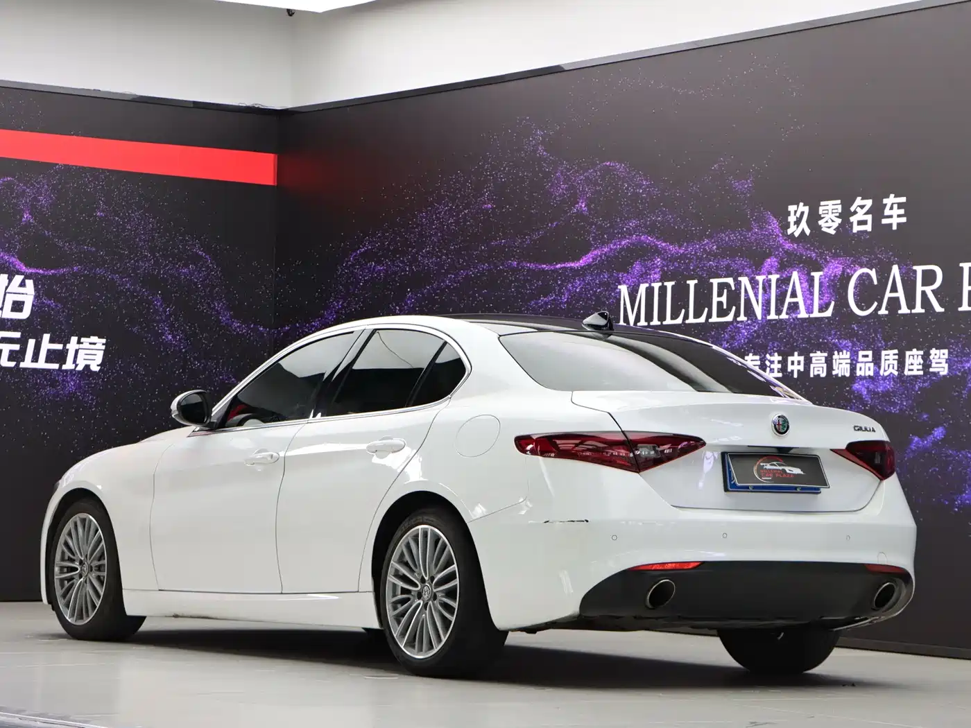 Alfa Romeo Giulia 2020 2017 2.0T 280HP Luxury Edition