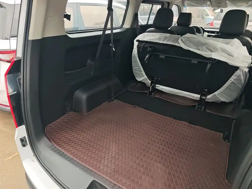 Wuling Motors Wuling Journey 2026 2021 1.5T Manual Luxury Edition