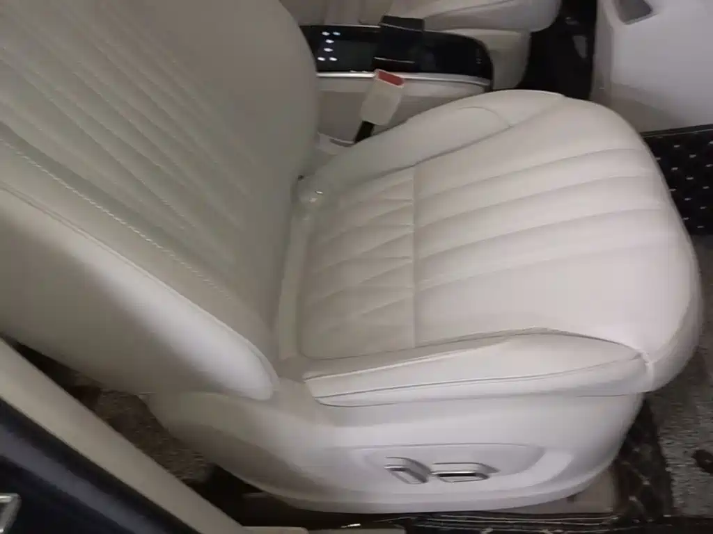 Roewe iMAX8 2024 2023 Model 400TGI Ultimate Enjoyment Edition