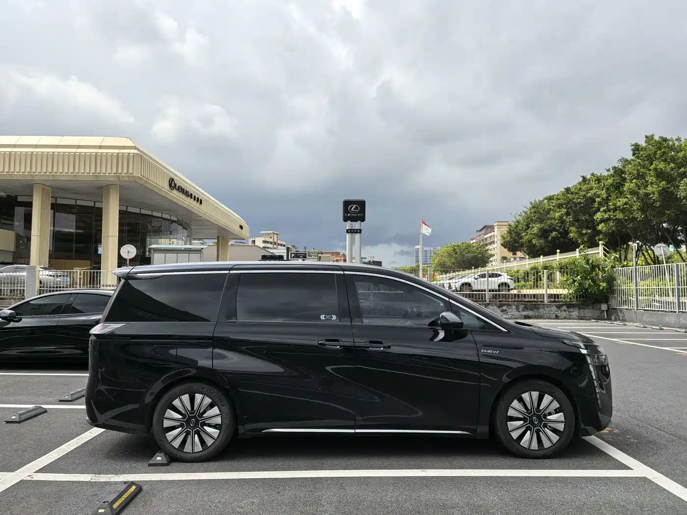 GAC Trumpchi Trumpchi E8 NEV 2024 2024 150km Soaring Glory+