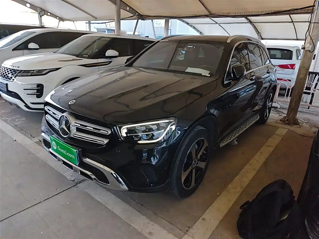 MERCEDES-BENZ GLC