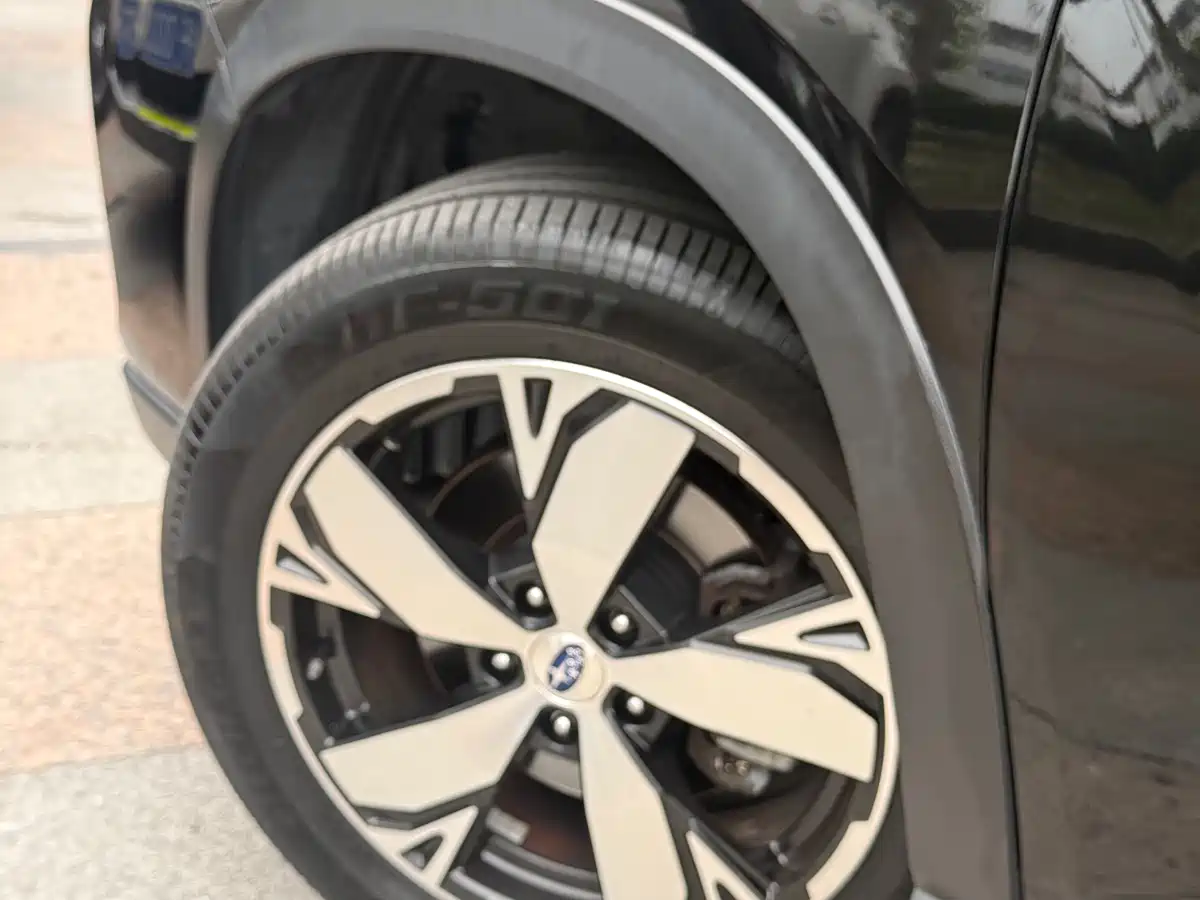 SUBARU FORESTER