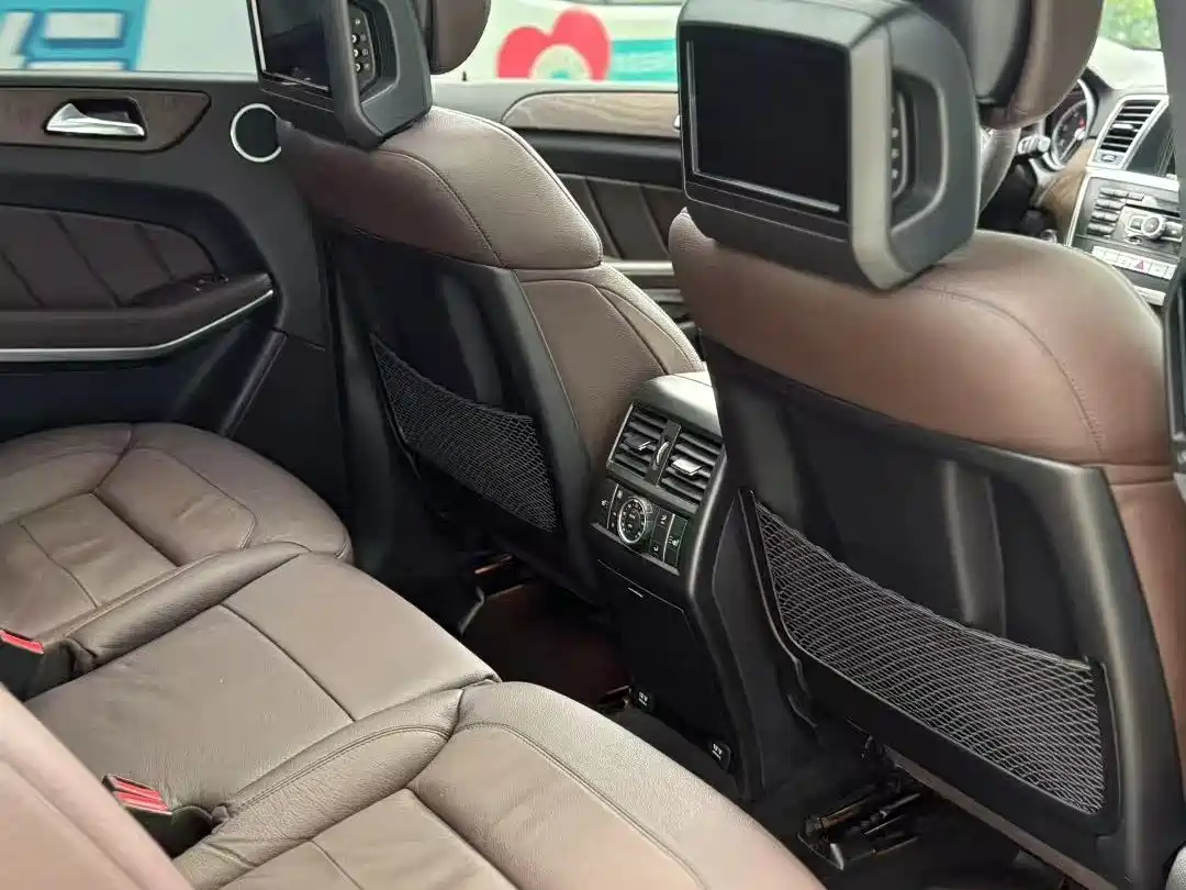 Mercedes-Benz GL-Class 2015 GL 500 4MATIC фото 8
