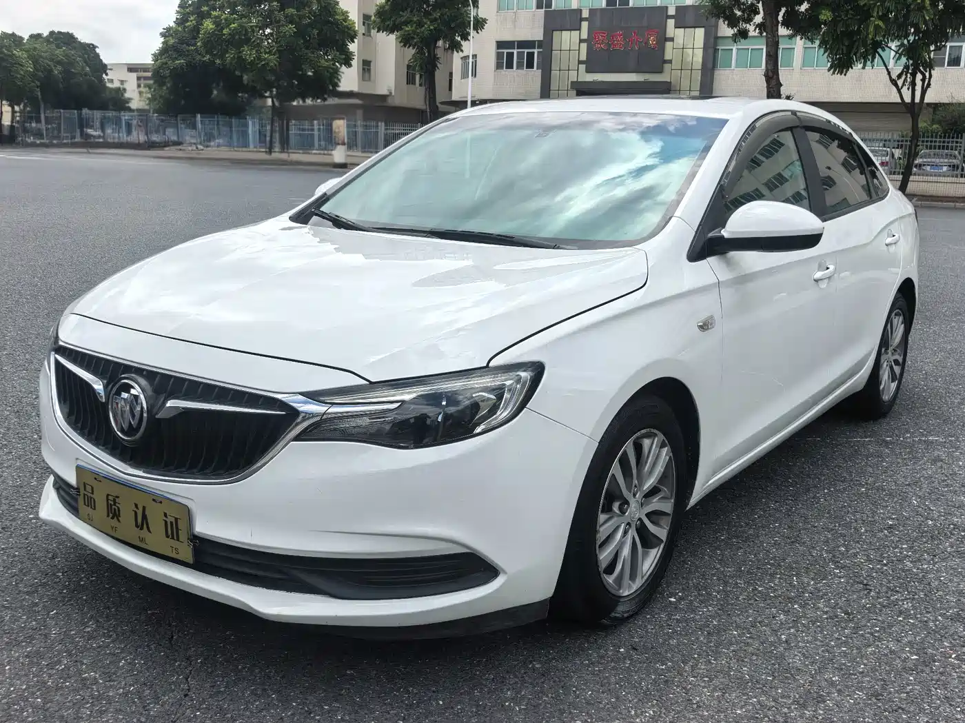 Фото 3 - Buick Excelle