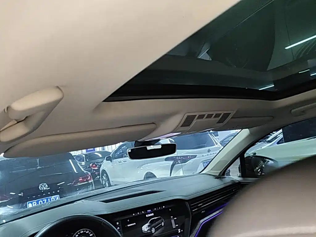 Volkswagen Touareg 2021 2021 2.0TSI R-Line