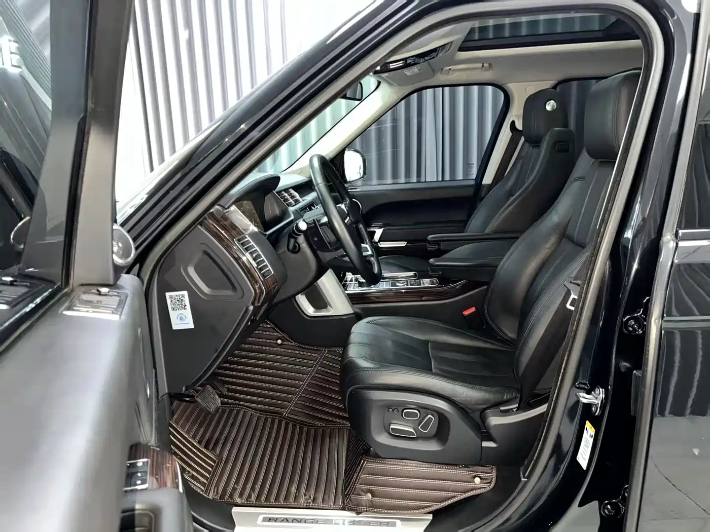 Land Rover Range Rover 2014 3.0 SC V6 Vogue SE Genesis Extended Edition фото 7
