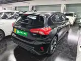 Фото 7 - Ford Focus
