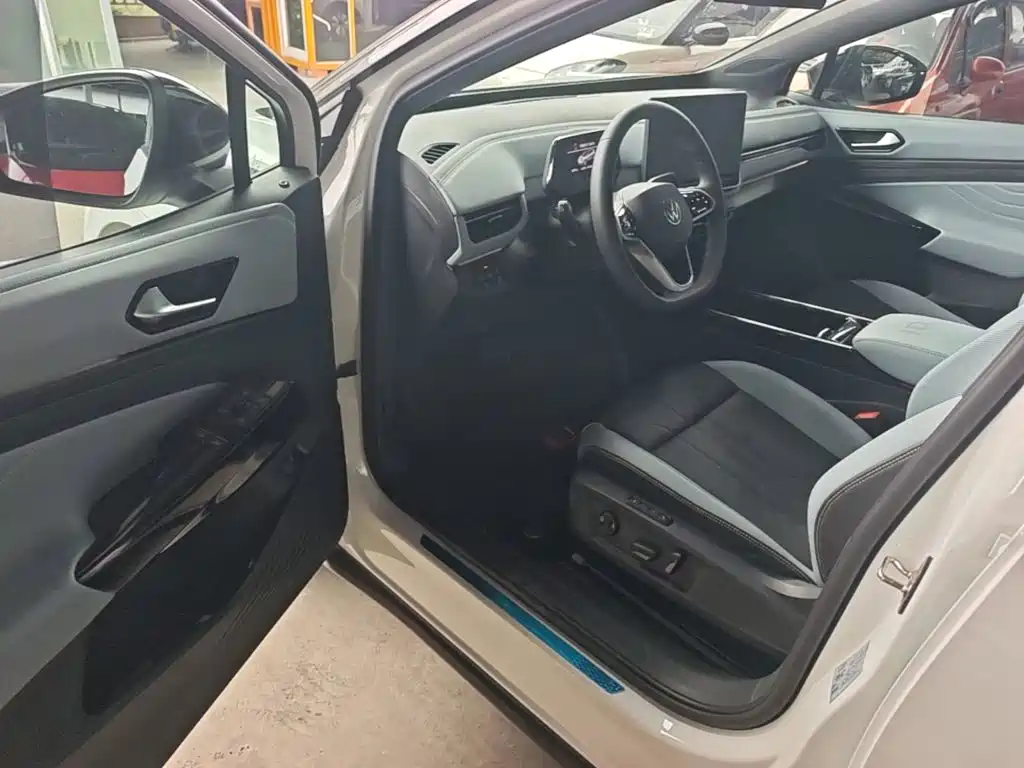 Volkswagen ID.4 X 2025 2025 Facelift Smart Outstanding Edition