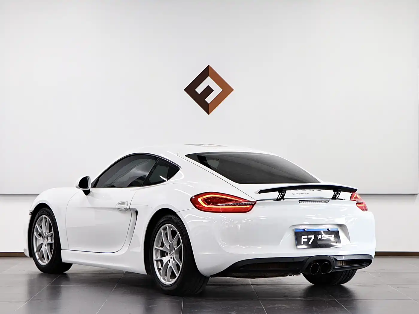 Porsche Cayman 2013 Cayman 2.7L фото 4