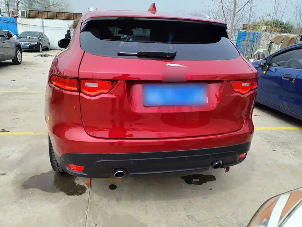 Jaguar F-PACE 2017 2016 2.0T FWD Urban Premium Edition