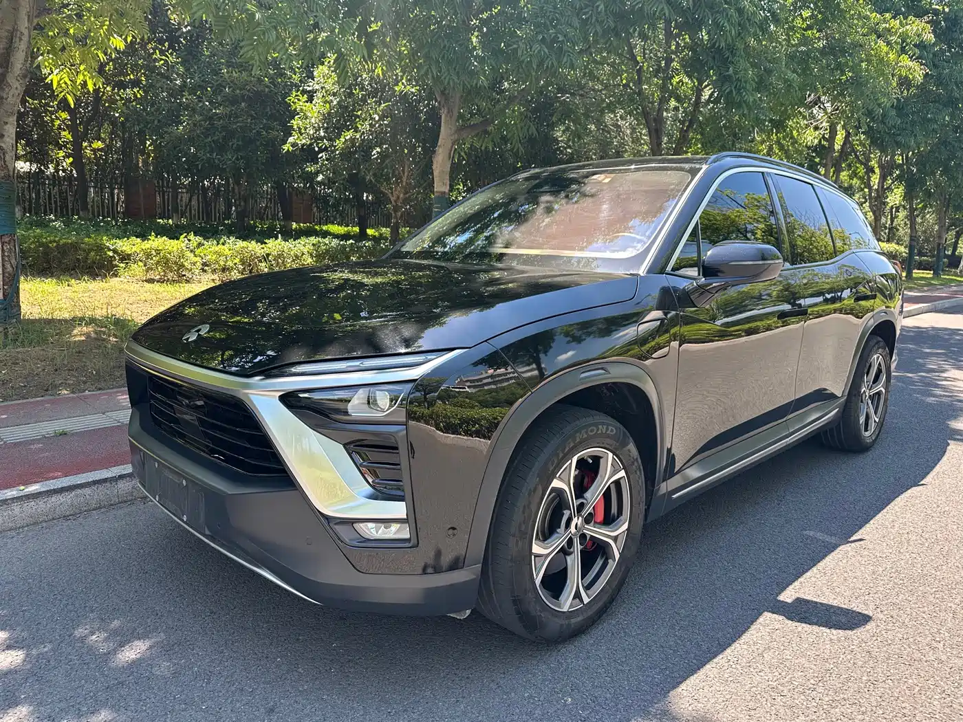 NIO ES8 2019 2018 355KM Standard 6-Seater
