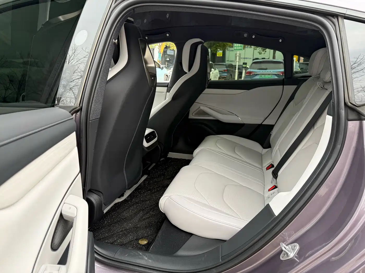 XIAOMI CAR XIAOMI SU7