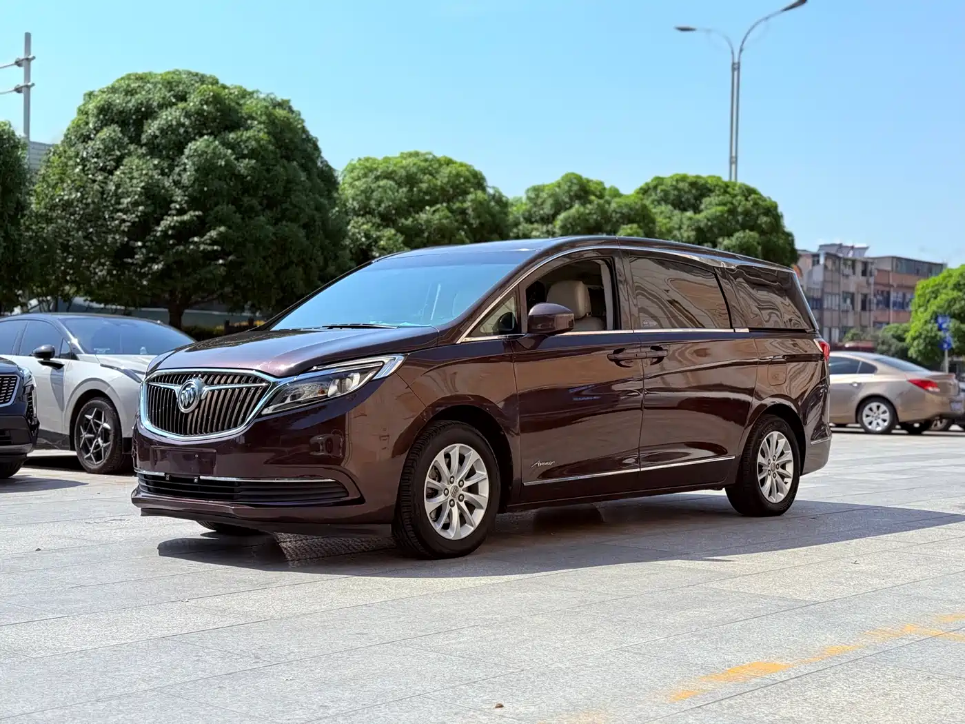 Buick GL8 2017 ES 28T Comfort Type China V