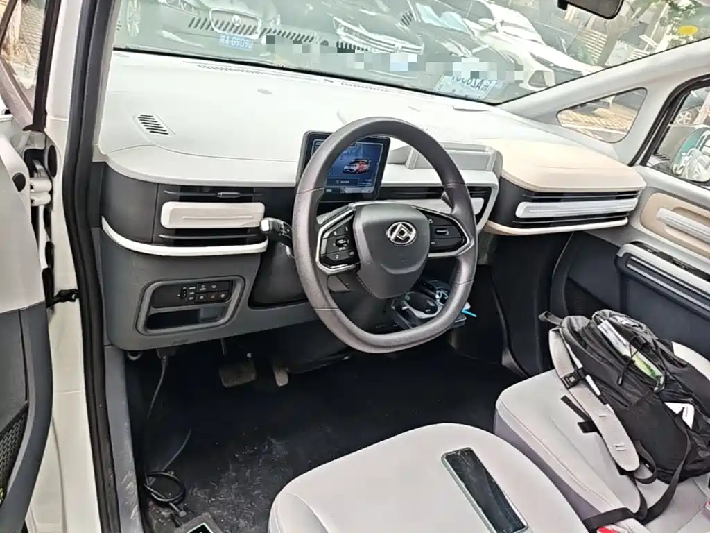 SAIC Maxus Dana V1 2025 2025 Low Roof Multi-purpose Version 42kWh