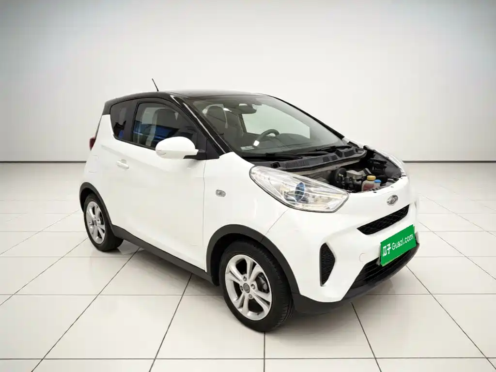 QQ New Energy Little Ant 2019 2018 400 4-Seater Premium Smart Edition