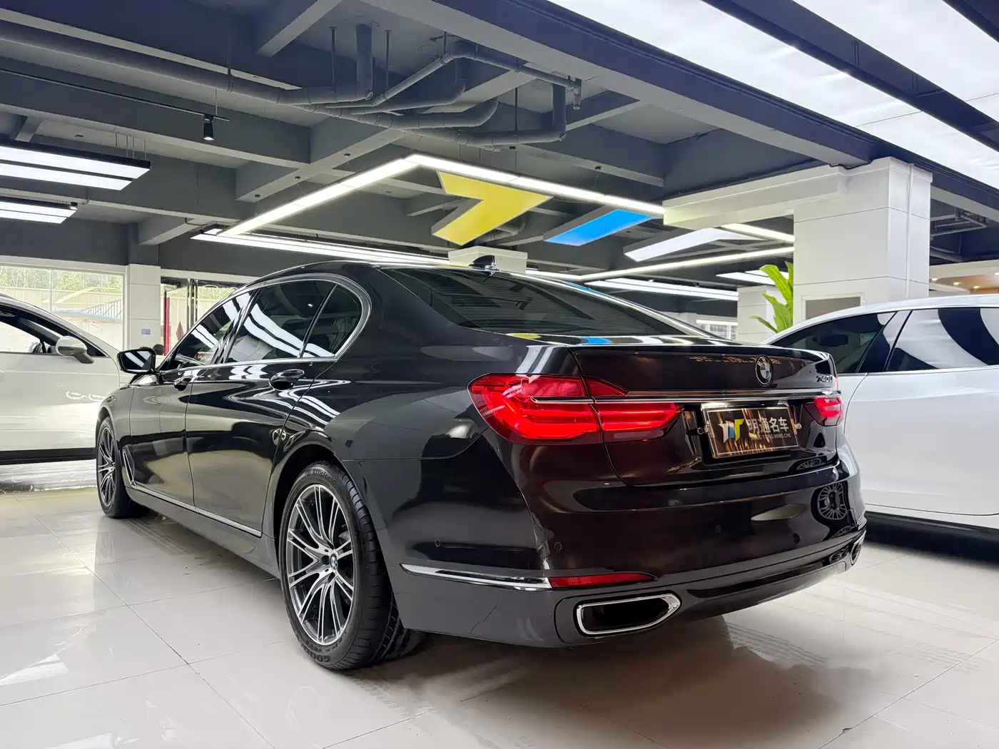 BMW 7 Series 2016 730Li Luxury фото 5
