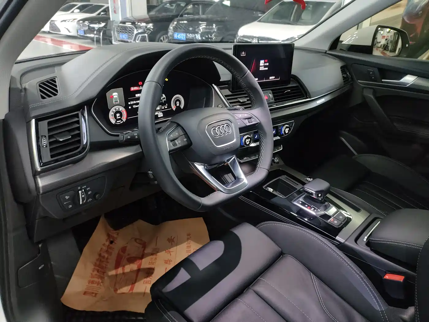 Audi Q5L 2022 Facelift 40T Luxury Elegance фото 4