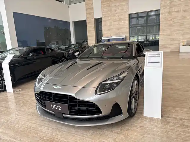  Aston Martin Aston Martin DB12 2025 4.0T V8 Coupe